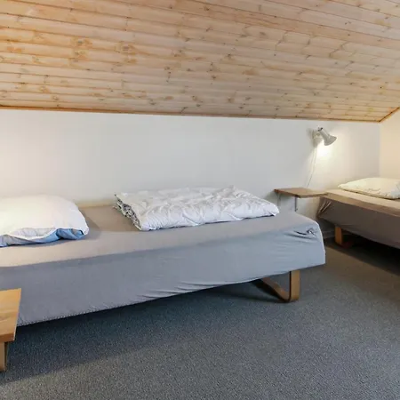Mahena - 2-3km From The Sea By Interhome *